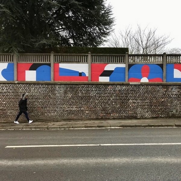 Peinture murale / enceinte du cimetière de la Madeleine (59)