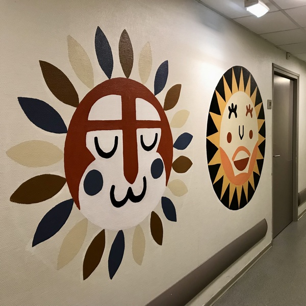 Clinique Lautréamont / Loos / peintures murales réalisées avec les patients
